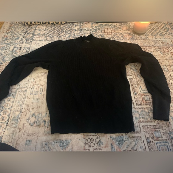 Black bell sleeved mockneck sweater from Banana Republic - Picture 1 of 4